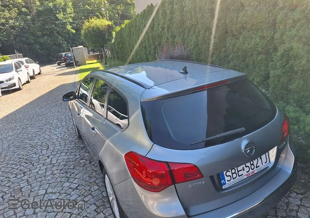 OPEL Astra 1.4 T Edition 150