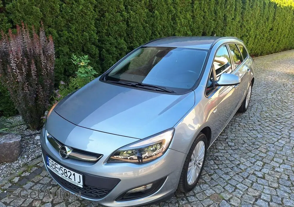 OPEL Astra 1.4 T Edition 150