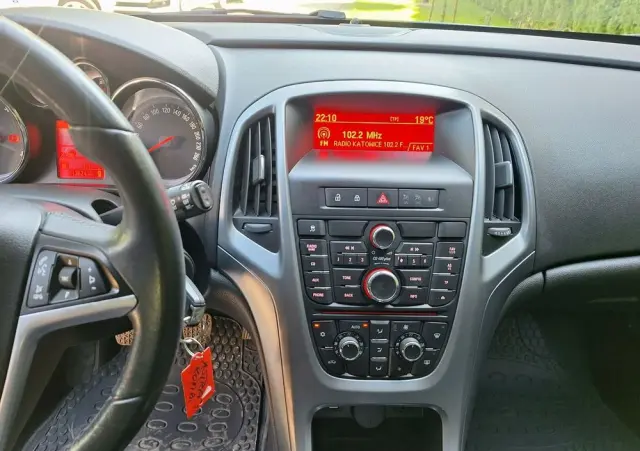 OPEL Astra 1.4 T Edition 150