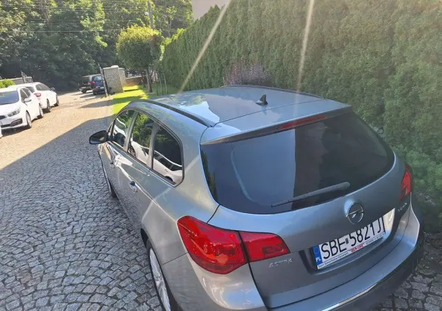 OPEL Astra 1.4 T Edition 150