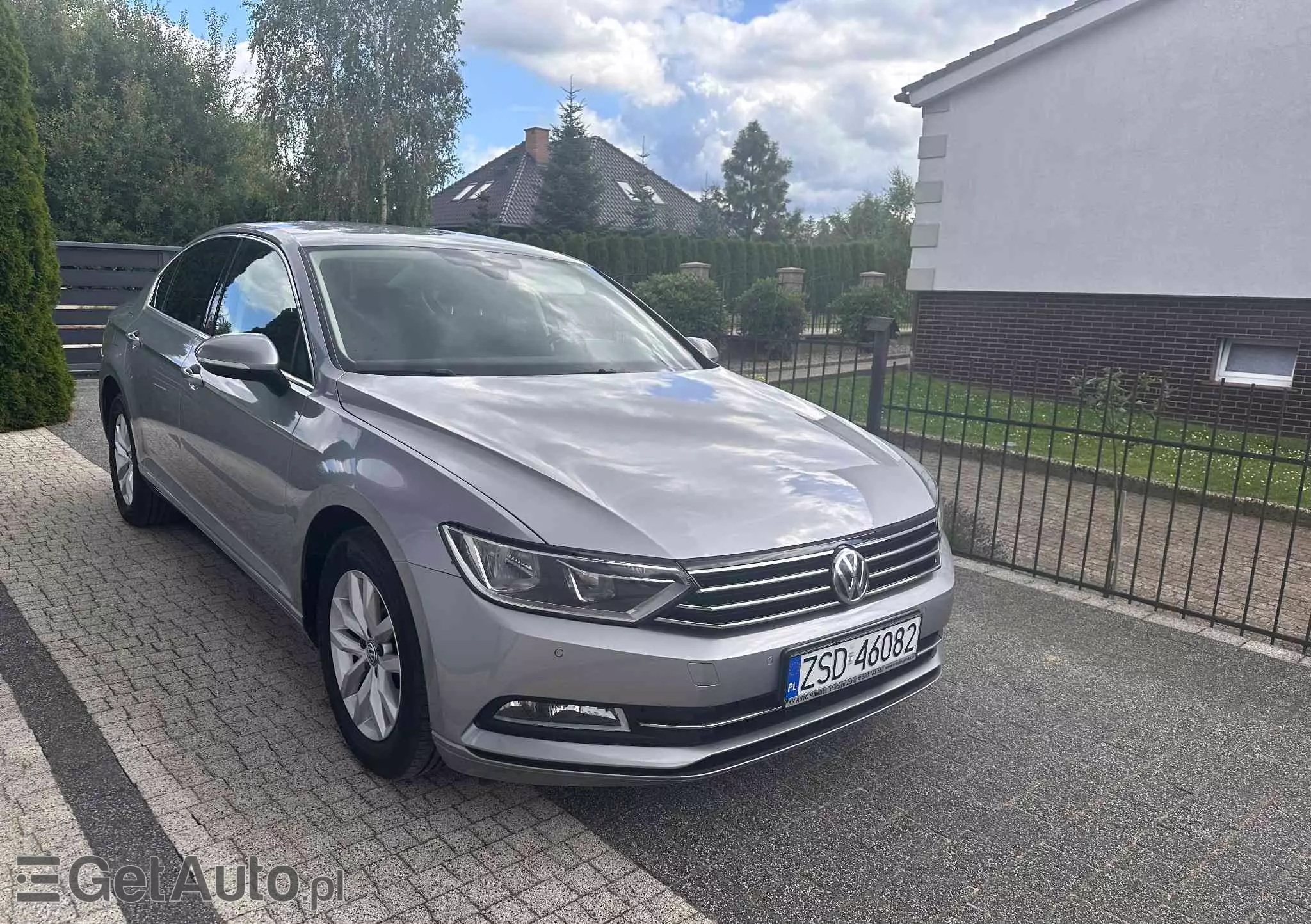 VOLKSWAGEN Passat 2.0 TDI (BlueMotion Technology) DSG Comfortline