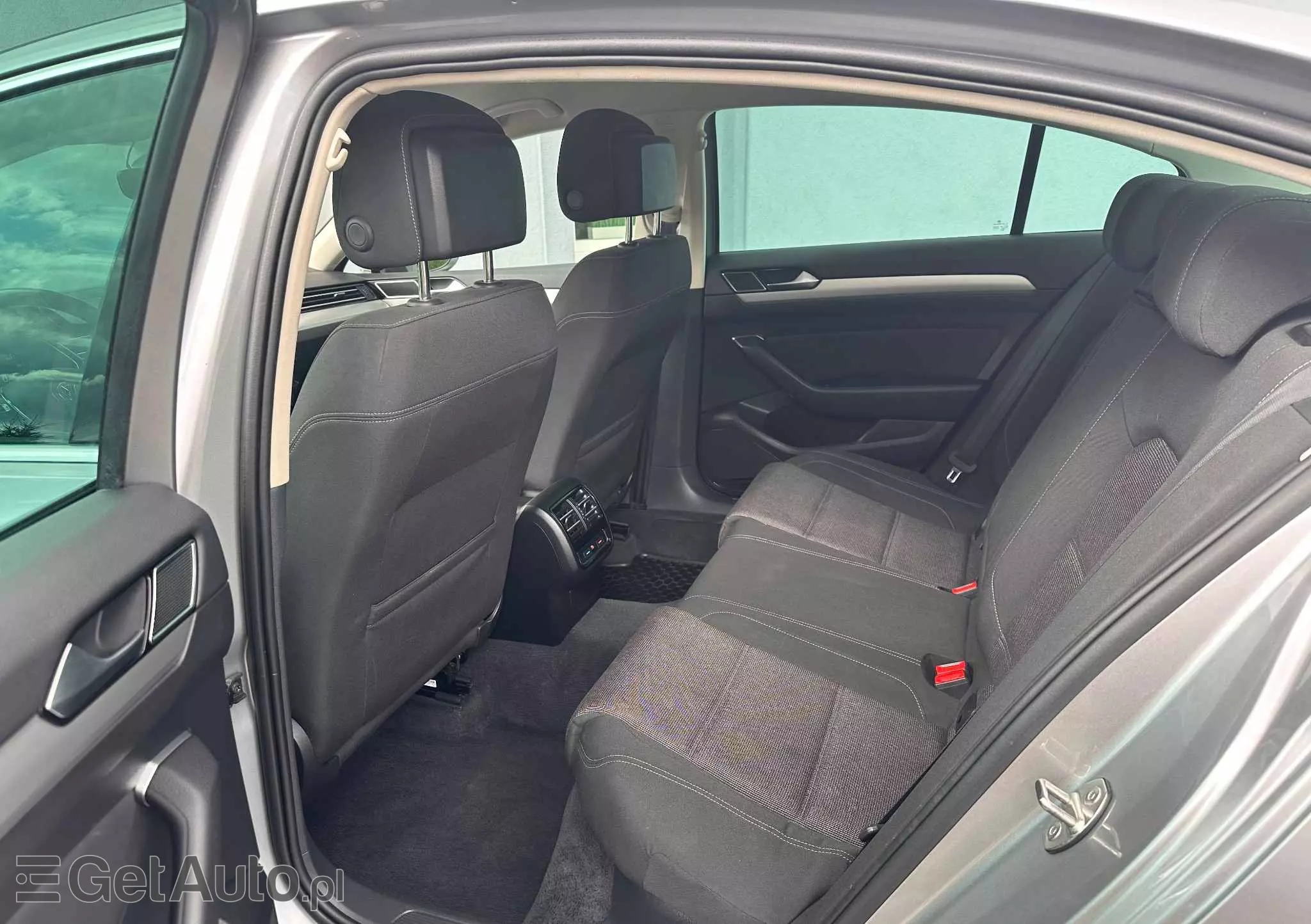 VOLKSWAGEN Passat 2.0 TDI (BlueMotion Technology) DSG Comfortline