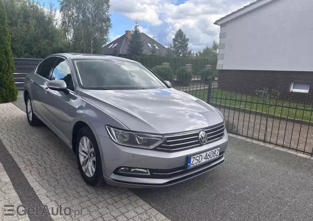 VOLKSWAGEN Passat 2.0 TDI (BlueMotion Technology) DSG Comfortline