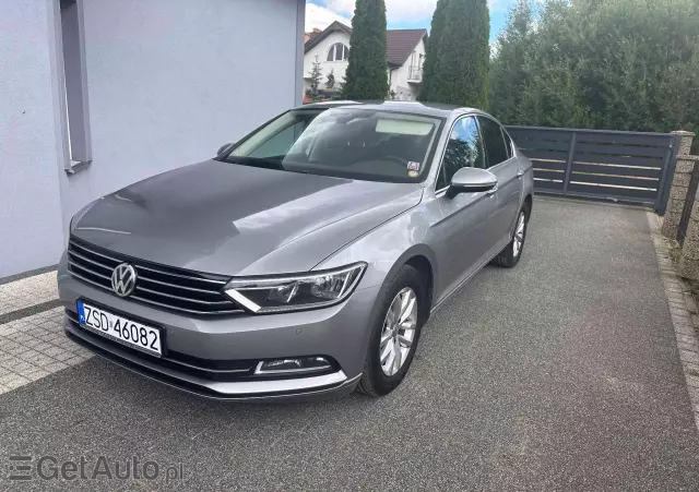 VOLKSWAGEN Passat 2.0 TDI (BlueMotion Technology) DSG Comfortline