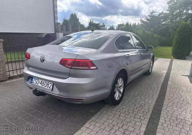 VOLKSWAGEN Passat 2.0 TDI (BlueMotion Technology) DSG Comfortline