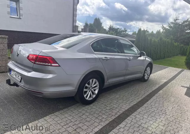 VOLKSWAGEN Passat 2.0 TDI (BlueMotion Technology) DSG Comfortline