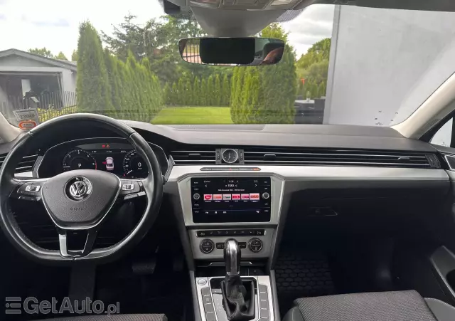 VOLKSWAGEN Passat 2.0 TDI (BlueMotion Technology) DSG Comfortline