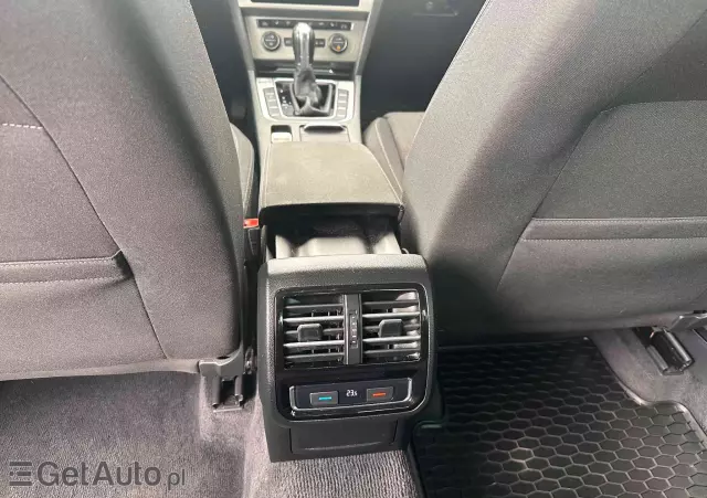 VOLKSWAGEN Passat 2.0 TDI (BlueMotion Technology) DSG Comfortline