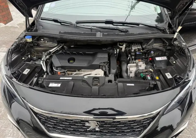 PEUGEOT 3008 1.6 PureTech Hybrid PHEV Active Pack S&S EAT8