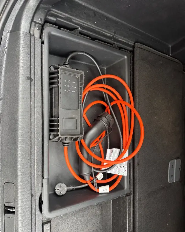 PEUGEOT 3008 1.6 PureTech Hybrid PHEV Active Pack S&S EAT8