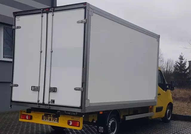 RENAULT MASTER KONTENER 8EP 4,21x2,23x2,22 KLIMA MANUAL KRAJOWY 6-BIEGÓW 