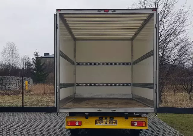 RENAULT MASTER KONTENER 8EP 4,21x2,23x2,22 KLIMA MANUAL KRAJOWY 6-BIEGÓW 