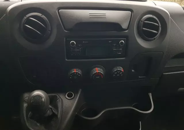 RENAULT MASTER KONTENER 8EP 4,21x2,23x2,22 KLIMA MANUAL KRAJOWY 6-BIEGÓW 