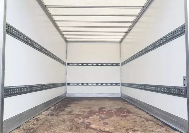 RENAULT MASTER KONTENER 8EP 4,21x2,23x2,22 KLIMA MANUAL KRAJOWY 6-BIEGÓW 