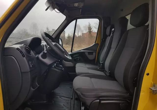 RENAULT MASTER KONTENER 8EP 4,21x2,23x2,22 KLIMA MANUAL KRAJOWY 6-BIEGÓW 