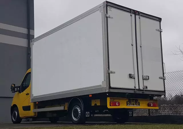 RENAULT MASTER KONTENER 8EP 4,21x2,23x2,22 KLIMA MANUAL KRAJOWY 6-BIEGÓW 