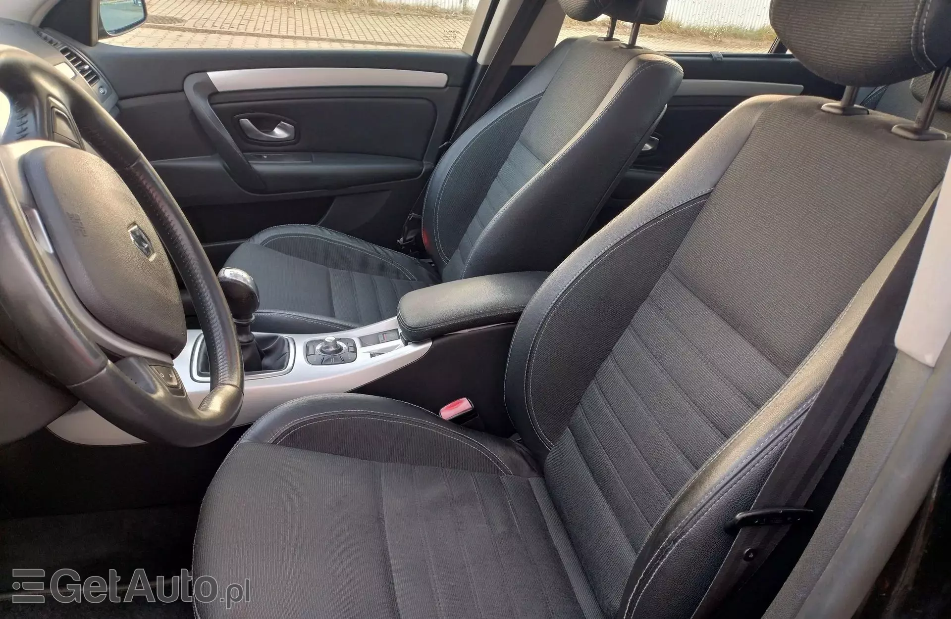 RENAULT Laguna 2.0 dCi FAP (150 KM)