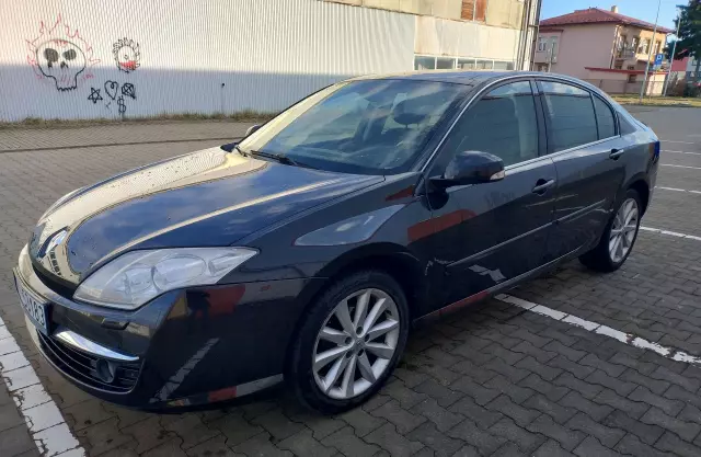 RENAULT Laguna 2.0 dCi FAP (150 KM)