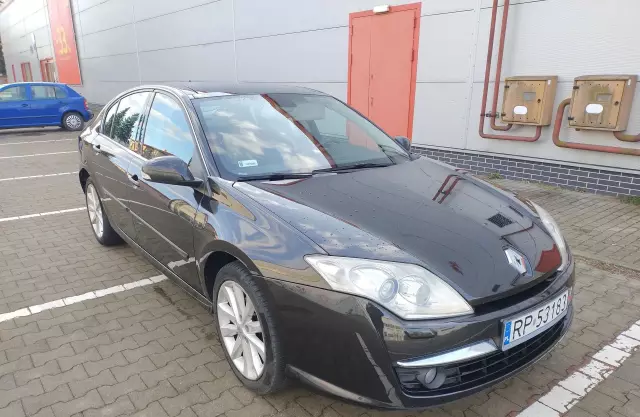 RENAULT Laguna 2.0 dCi FAP (150 KM)