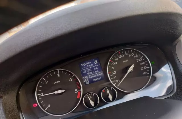 RENAULT Laguna 2.0 dCi FAP (150 KM)