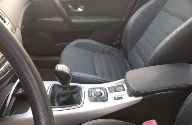 RENAULT Laguna 2.0 dCi FAP (150 KM)