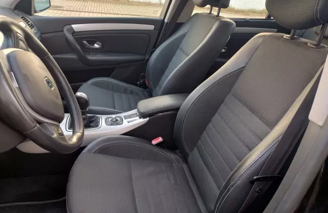 RENAULT Laguna 2.0 dCi FAP (150 KM)