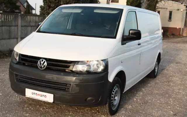 VOLKSWAGEN Transporter 