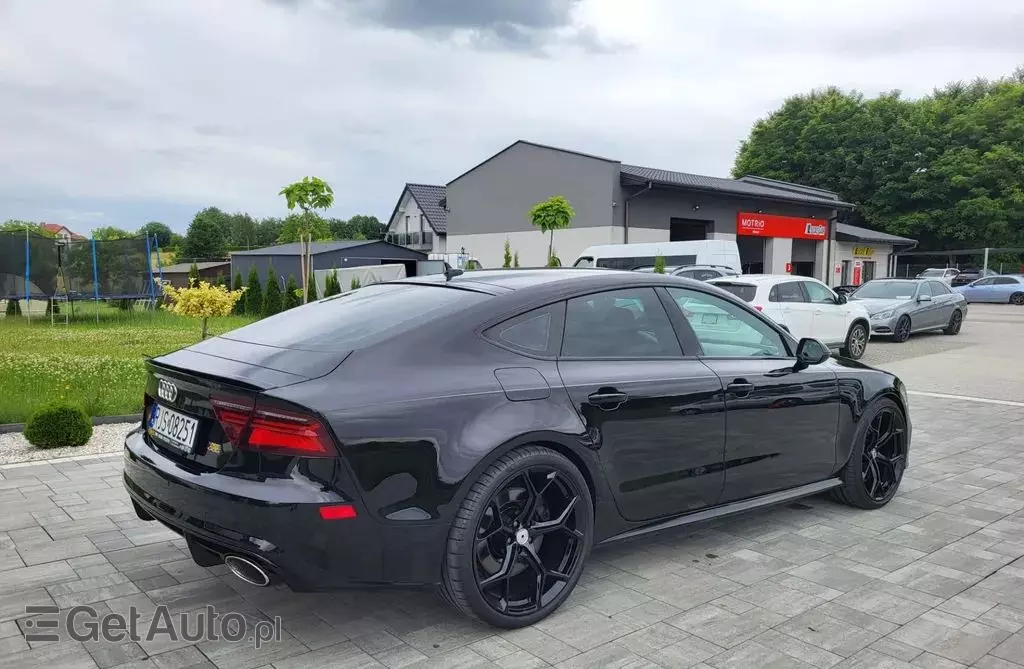 AUDI S7 