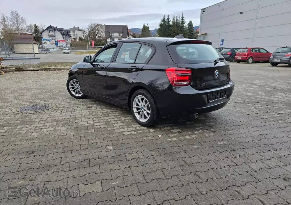 BMW Seria 1 118d Sport Line
