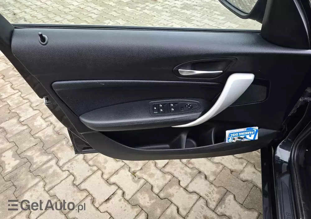BMW Seria 1 118d Sport Line