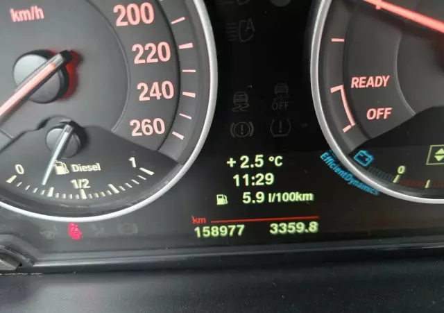 BMW Seria 1 118d Sport Line