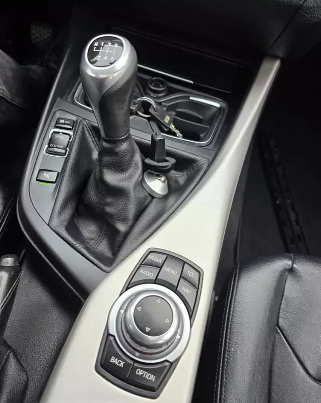 BMW Seria 1 118d Sport Line