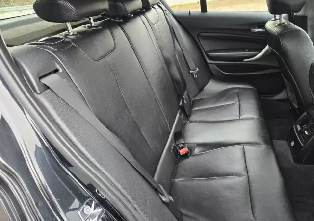 BMW Seria 1 118d Sport Line