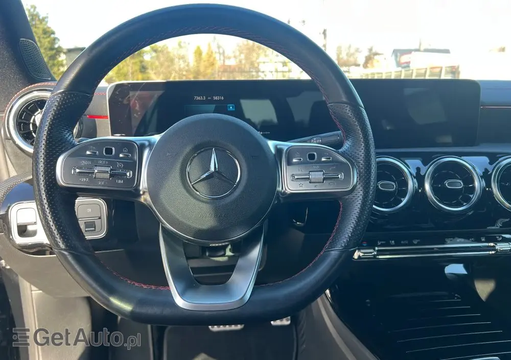 MERCEDES-BENZ CLA 250 e 8G-DCT Edition AMG Line