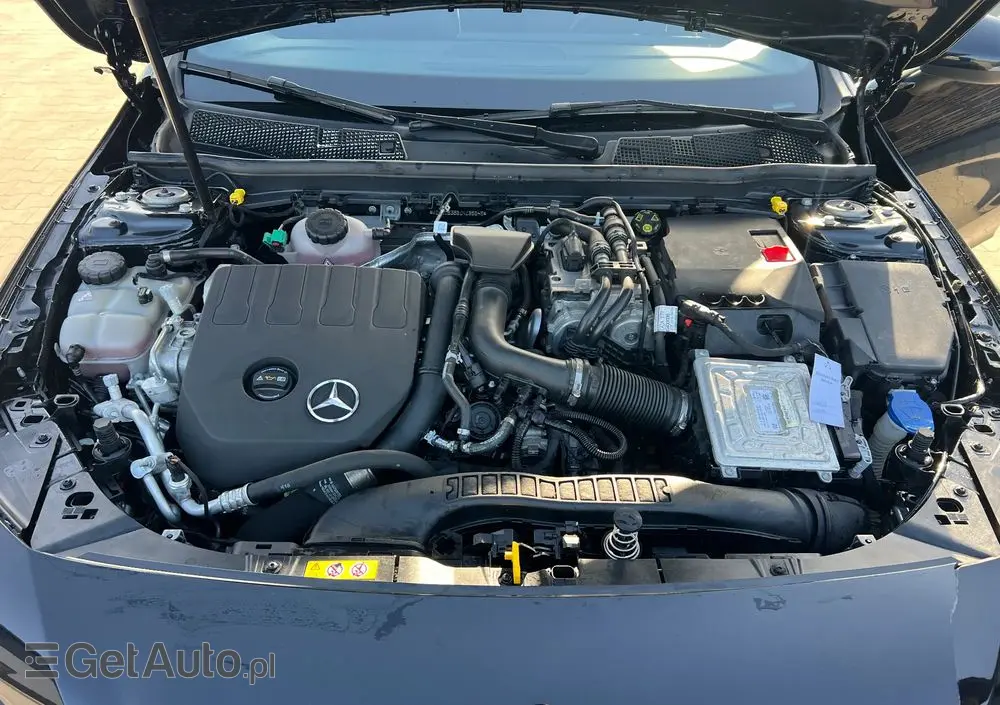 MERCEDES-BENZ CLA 250 e 8G-DCT Edition AMG Line