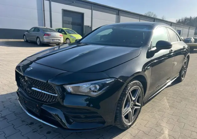 MERCEDES-BENZ CLA 250 e 8G-DCT Edition AMG Line