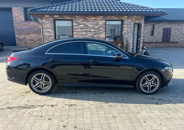 MERCEDES-BENZ CLA 250 e 8G-DCT Edition AMG Line