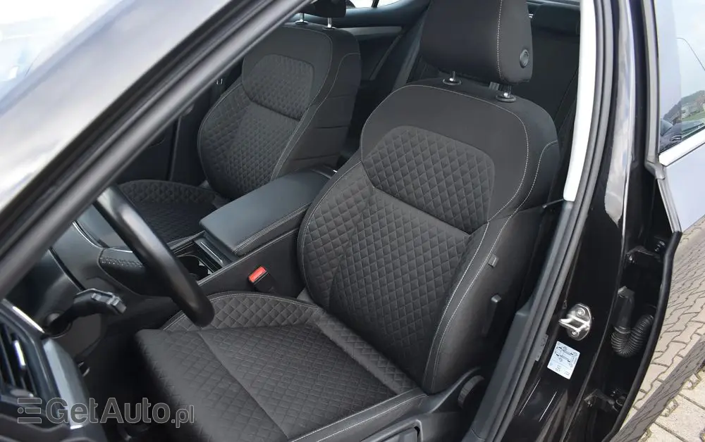 SKODA Superb 2.0 TDI SCR Ambition DSG