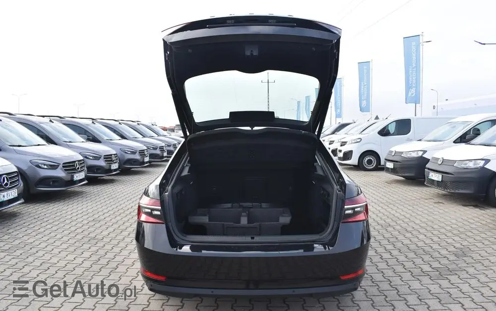 SKODA Superb 2.0 TDI SCR Ambition DSG