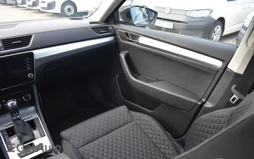 SKODA Superb 2.0 TDI SCR Ambition DSG