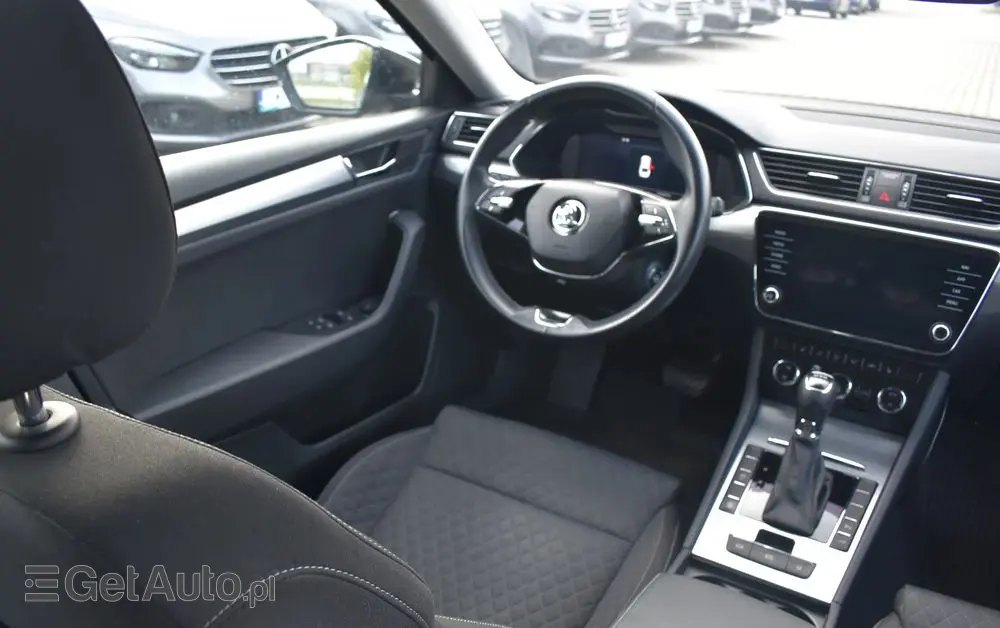 SKODA Superb 2.0 TDI SCR Ambition DSG