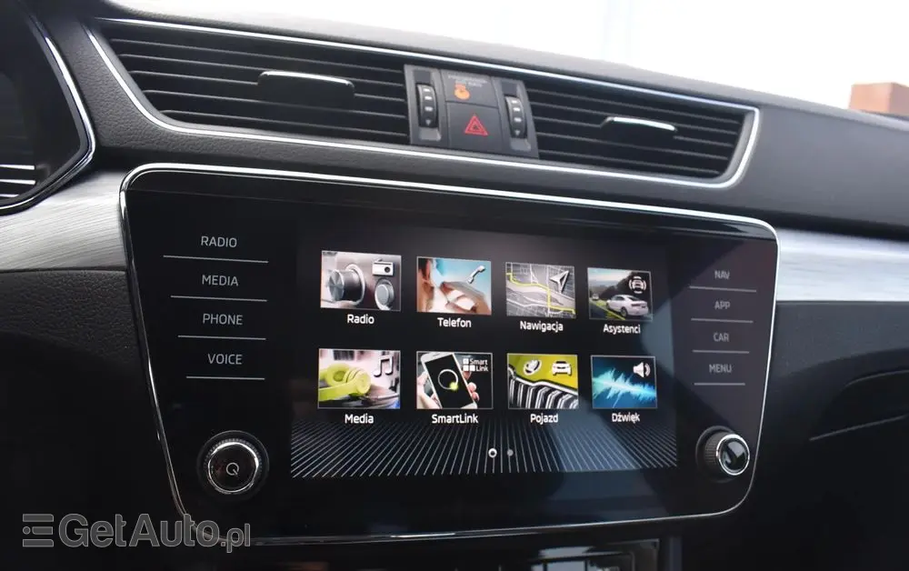 SKODA Superb 2.0 TDI SCR Ambition DSG