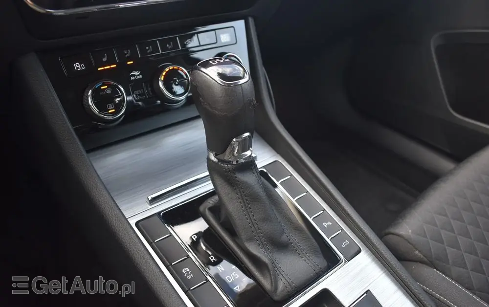 SKODA Superb 2.0 TDI SCR Ambition DSG