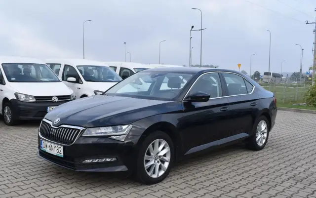 SKODA Superb 2.0 TDI SCR Ambition DSG