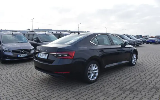 SKODA Superb 2.0 TDI SCR Ambition DSG