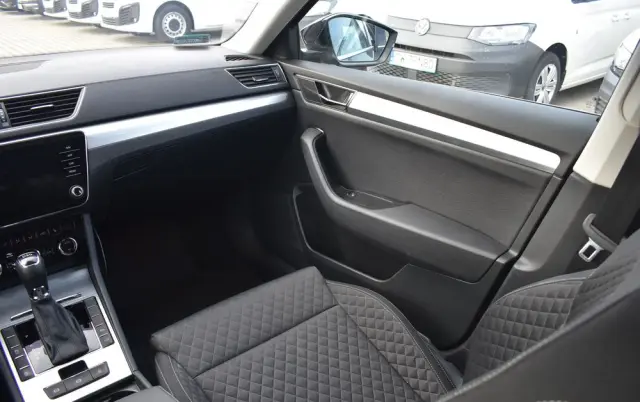 SKODA Superb 2.0 TDI SCR Ambition DSG