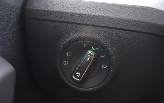 SKODA Superb 2.0 TDI SCR Ambition DSG