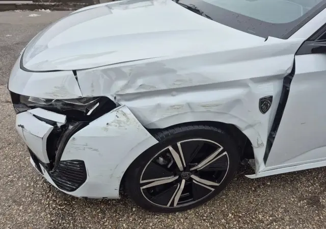 PEUGEOT 308 BlueHDi FAP 130 EAT8 Stop & Start GT Pack