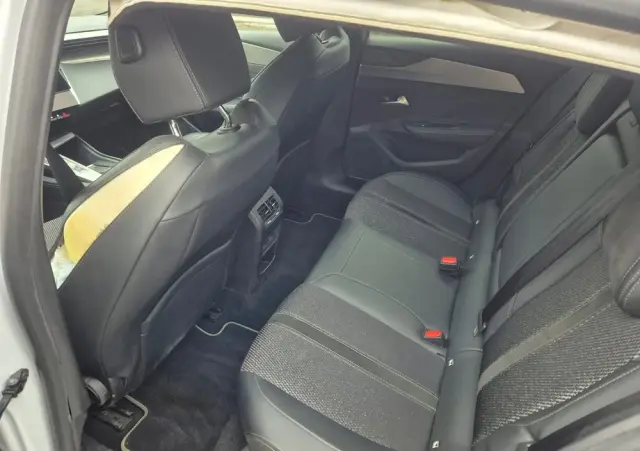 PEUGEOT 308 BlueHDi FAP 130 EAT8 Stop & Start GT Pack