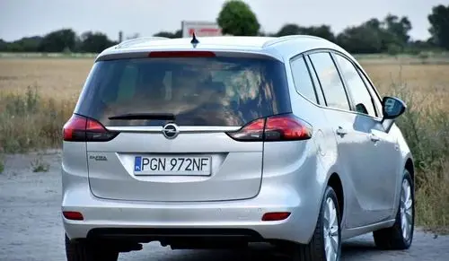 OPEL Zafira 
